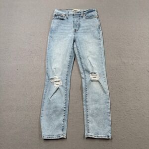Levi's Jeans Women's 26 Blue Light Wash Distressed Wedgie Straight Leg Ripped